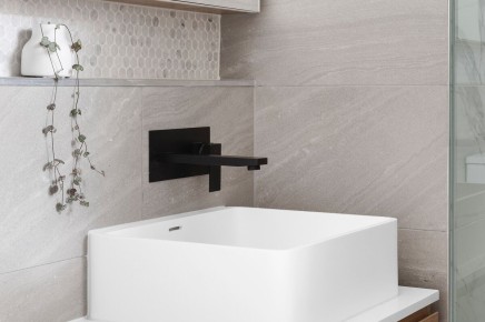 Скрытые смесители: стиль и функция для современной ванной