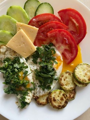 Разбираем самые популярные мифы о питании для здорового образа жизни