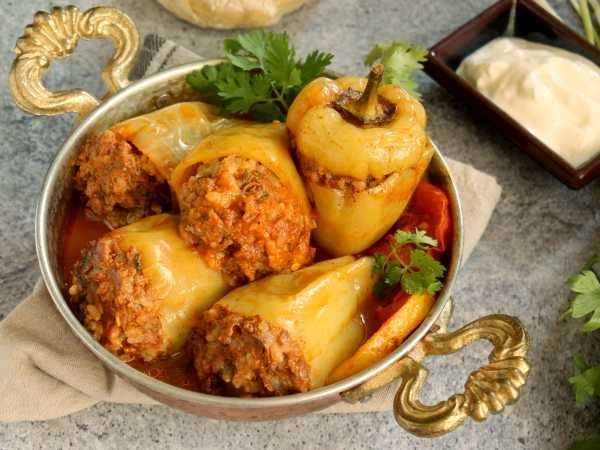 Вкусные фаршированные перцы по-турецки: рецепт для настоящих гурманов