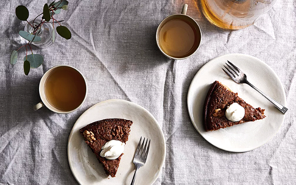 Приближается сезон яблок: откройте для себя рецепт имбирно-яблочного торта