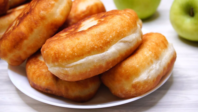 Пирожки «деревенские»: вкусное тесто с удобным хранением