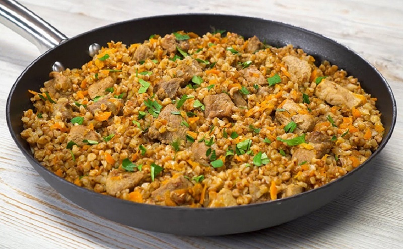 Гречка с мясом по кавказски: как привнести уют в повседневную кухню
