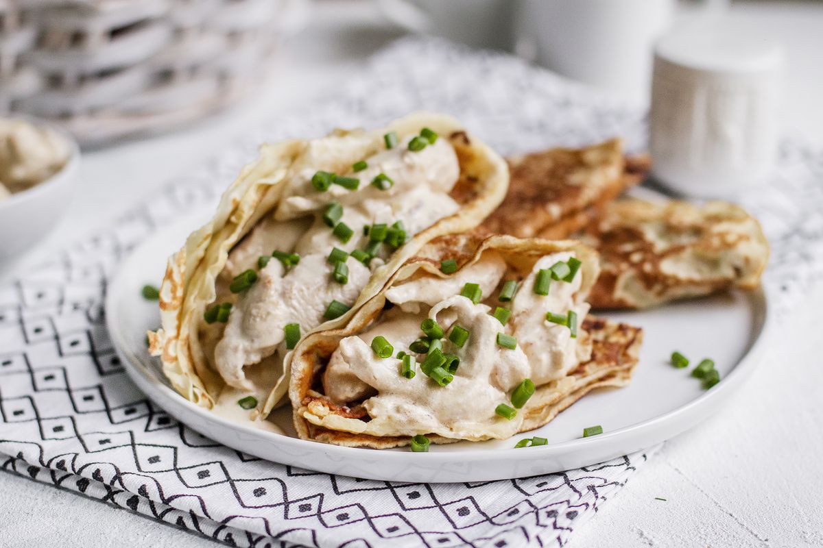 Кулинарные рекорды: Блинчики с курицей и зелёным луком