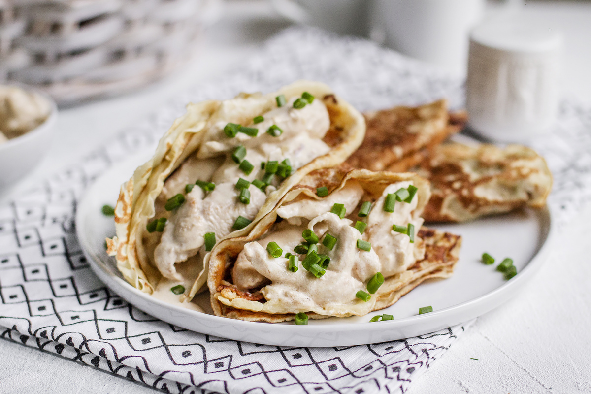 Кулинарные рекорды: Блинчики с курицей и зелёным луком