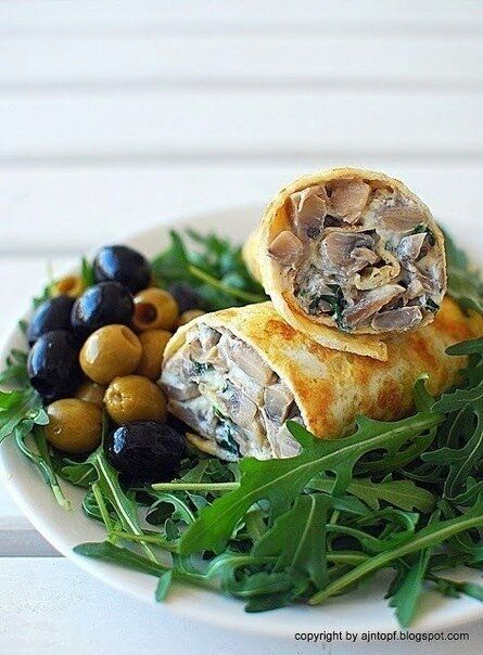 Нежный омлет с грибами и рикоттой: простой рецепт для гурманов