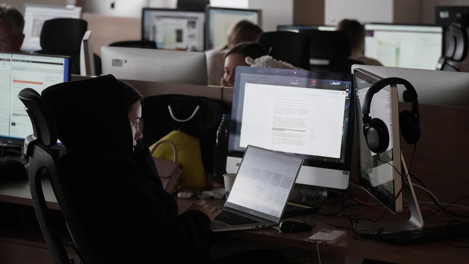 Как плавно вернуться к работе после праздников и избежать стресса