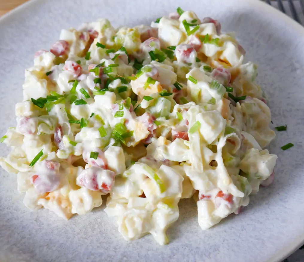 Праздничные салаты: 5 вкусных рецептов для любого стола