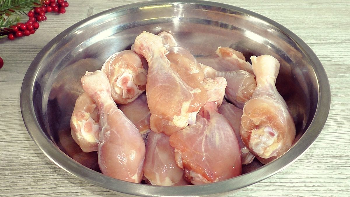 Простой и вкусный рецепт куриных голеней, который удивит всех
