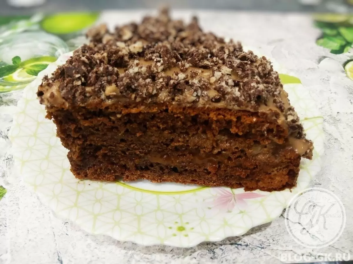 Кофейный пирог на кефире с заварным кремом: легкий и вкусный десерт