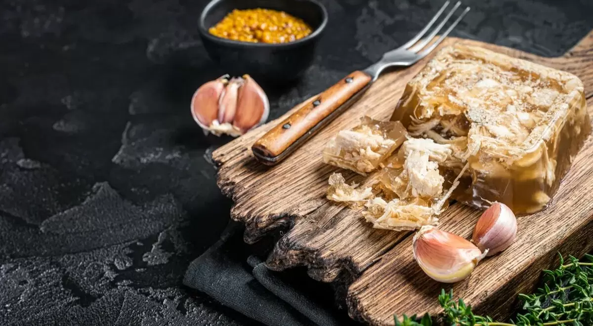 Холодец: универсальная закуска для всей семьи