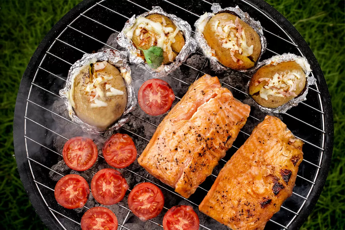 Как избежать сгоревшей рыбы: мастер-класс по грилю