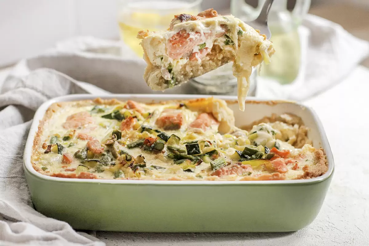 Киш с форелью и цукинни: кулинарное искусство, достойное гурманов