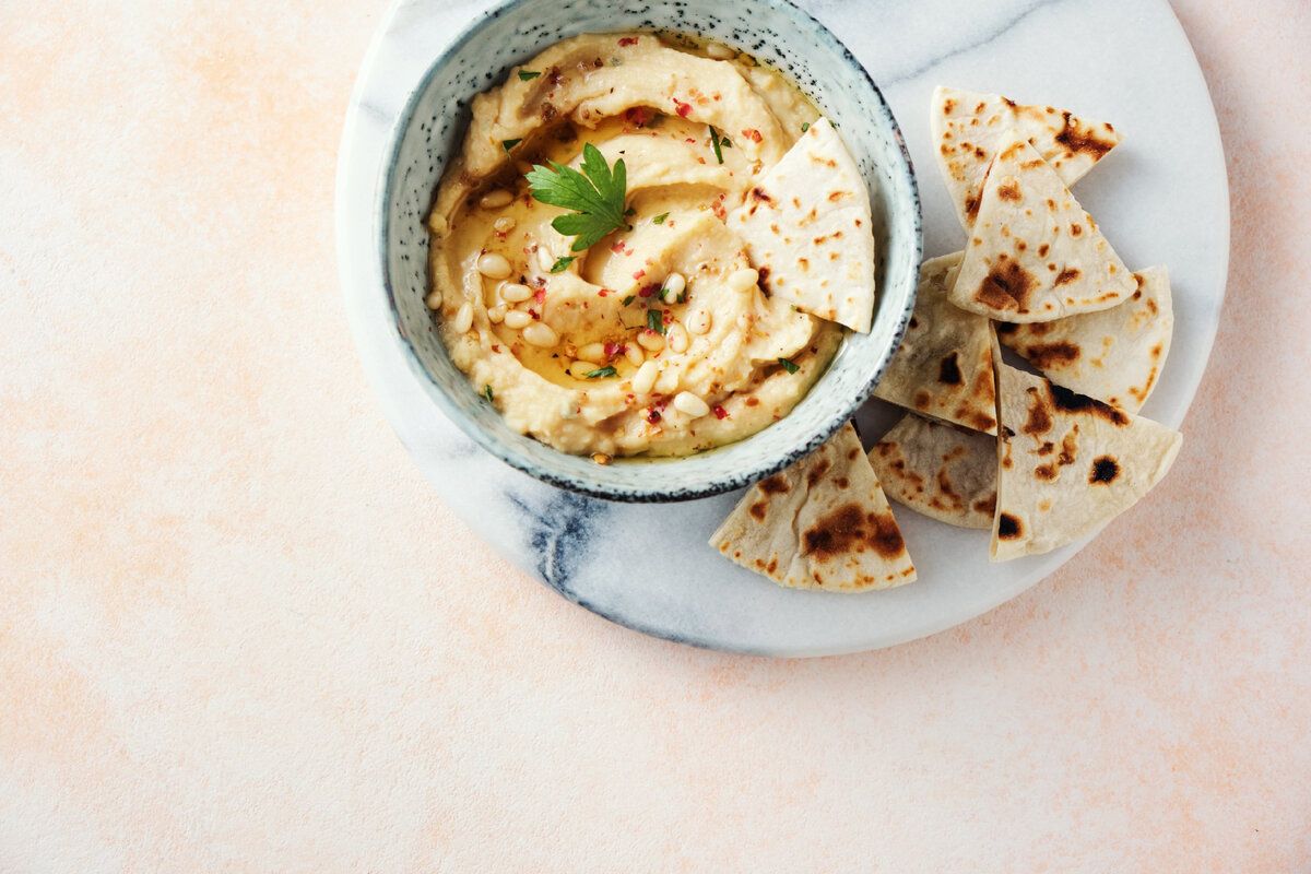 Ароматный хумус с кедровыми орешками