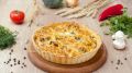 Нежный песочный пирог с курицей и лисичками: кулинарное вдохновение для вашего стола