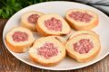 Необычные бутерброды из фарша на багете: вкусно и быстро!